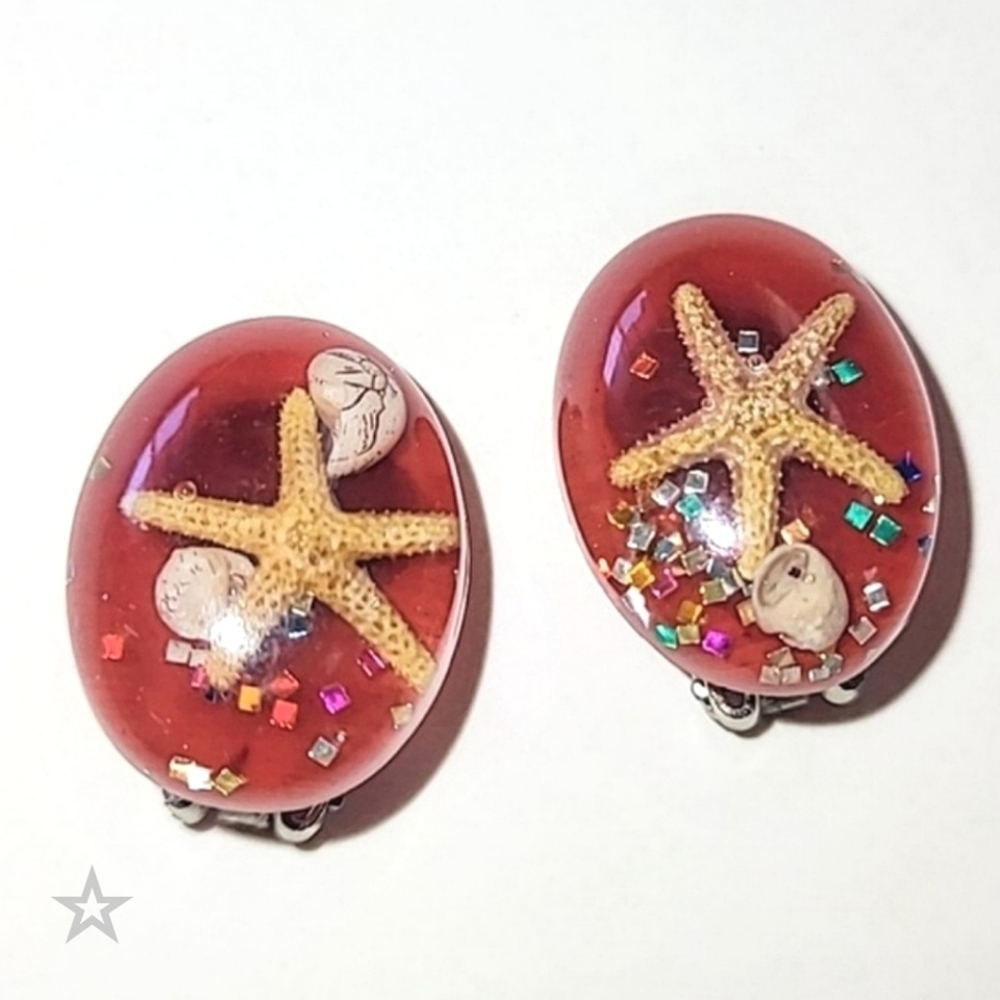 RED CONFETTI LUCITE EARRINGS with STARFISH SHELLS & GLITTER